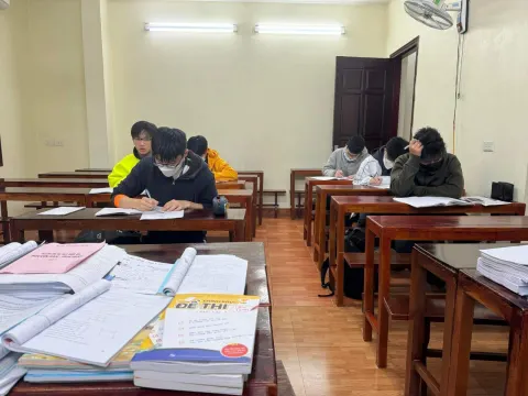 Hình ảnh Trung tâm Đăng Khoa 50